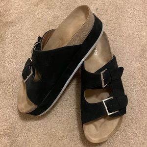 Platform Birkenstock style sandal